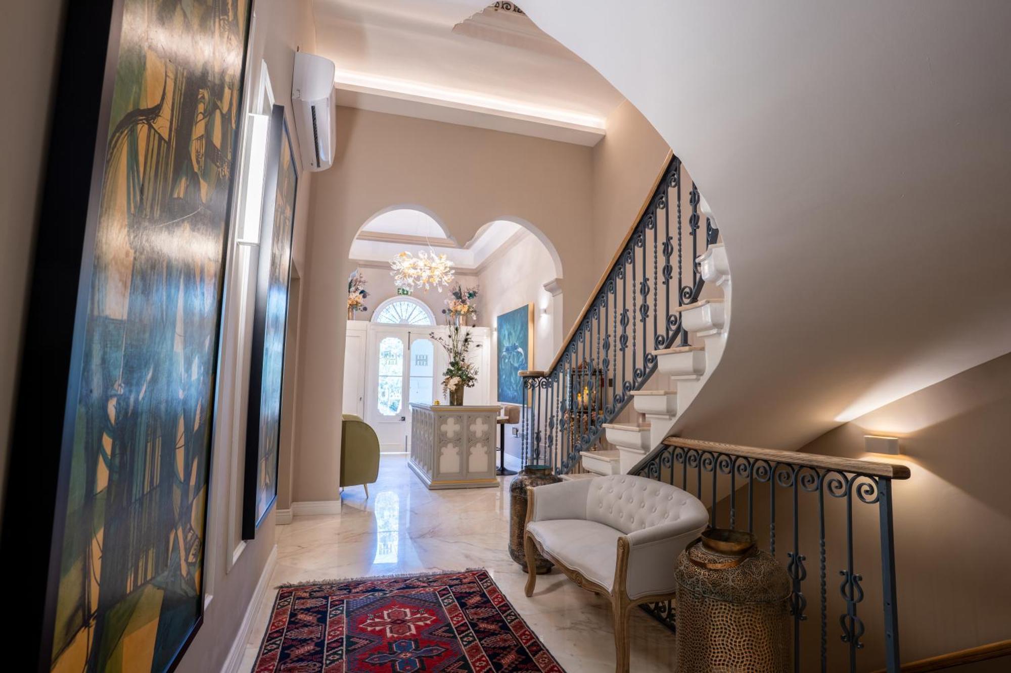 Howard House Hotel イムディーナ エクステリア 写真